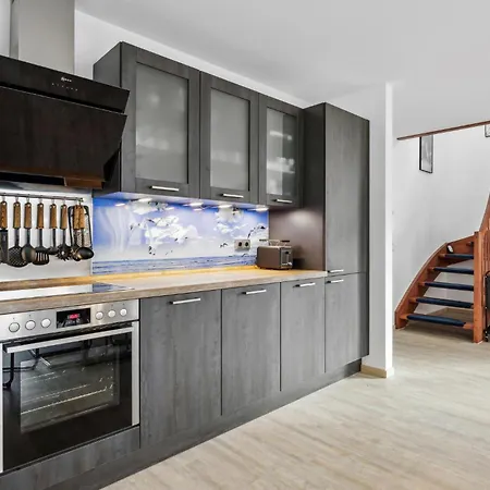 Lovely In With Wifi Holiday home