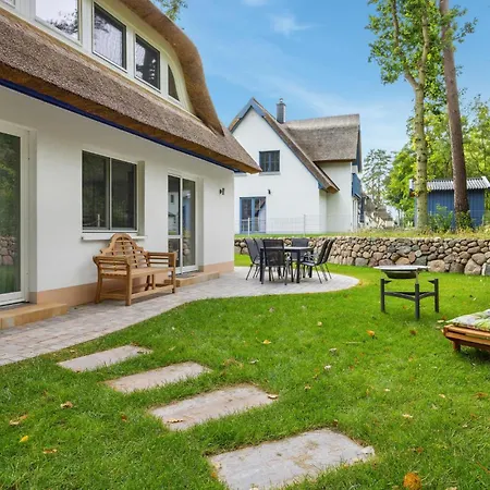 Lovely In With Wifi Holiday home